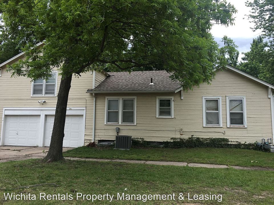 2nd image of 802 S Everett Ave