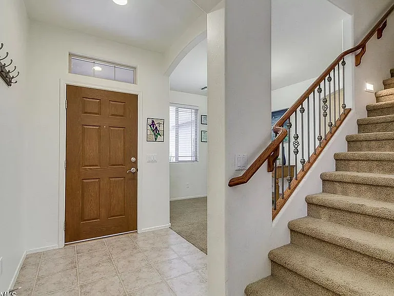 17409 W Woodlands Ave — Photo 3