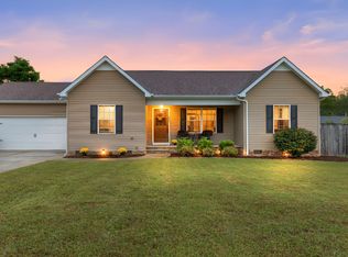 216 Williamsburg Cir, Tullahoma, TN 37388