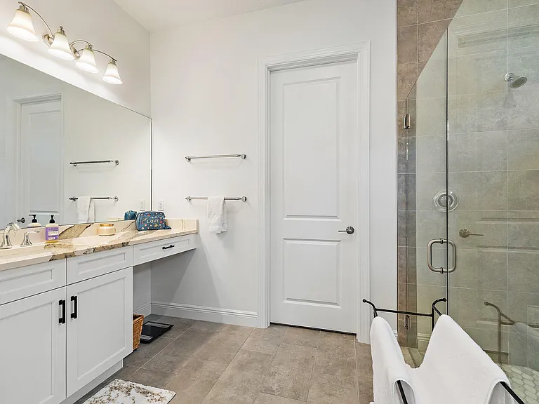 15883 Key Biscayne Ln — Photo 22