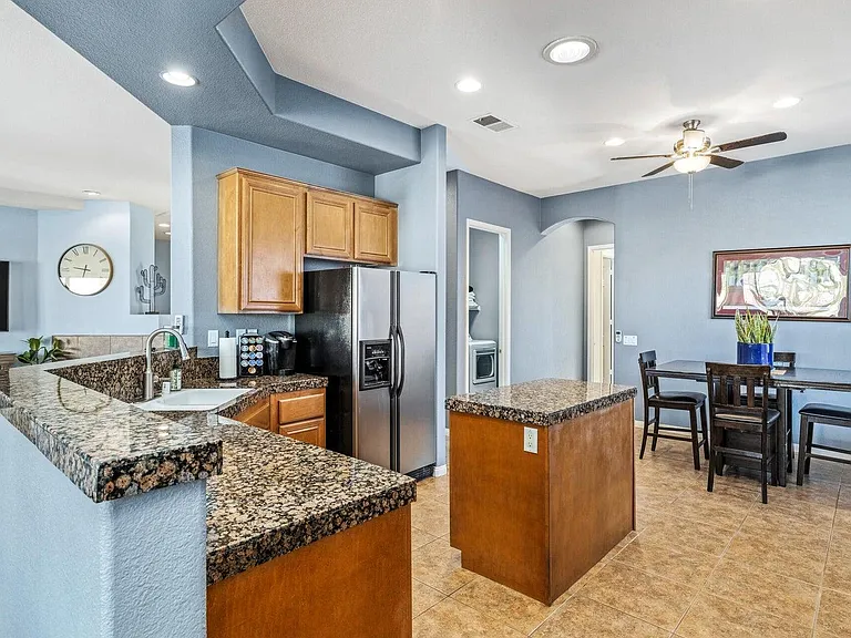 79704 Castille Dr — Photo 30
