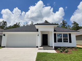 6536 Firefly Dr, Milton, FL 32583