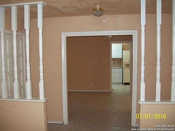 4th image of 1234 Temple Sq