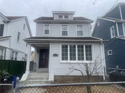24124 144th Avenue, Jamaica, NY, 11422