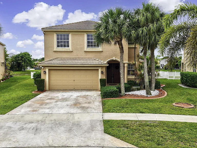 2753 Misty Oaks Cir — Photo 5