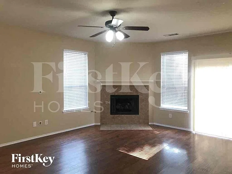 13221 Settlers Trl — Photo 11