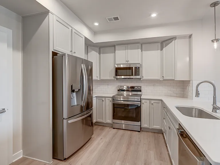12129 Calgary Loop — Photo 1
