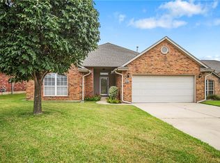 1800 Jordan Dr, Moore, OK 73160