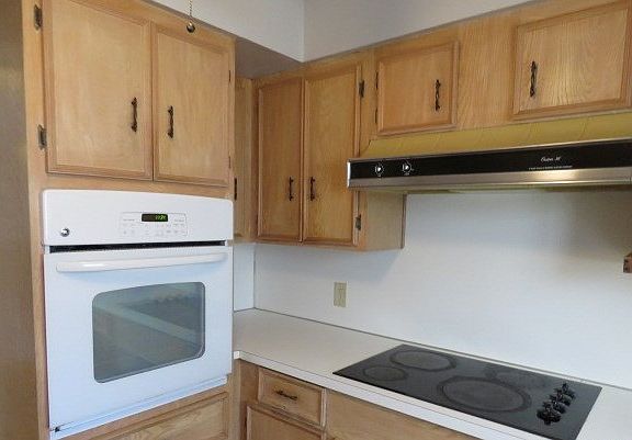 3rd image of 2529 Northmont Dr