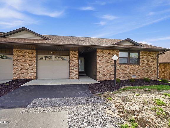 3rd image of 1717 Manor Hill Rd #5