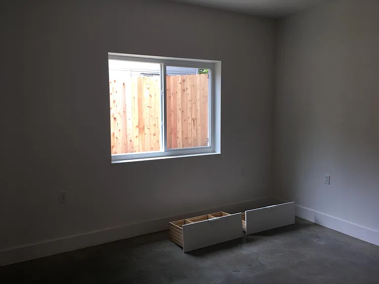 1908 E 21st St #2 — Photo 11