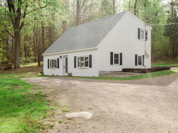 7 Upper Oak Point Road, Winterport, ME 04496
