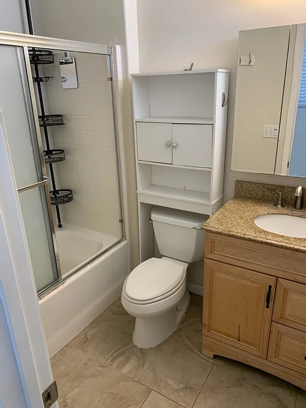 3 bed, 1350 sqft, $3,300 — Photo 3