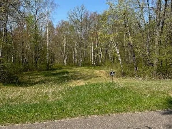 L2 Shadow Point, Emily, MN 56447