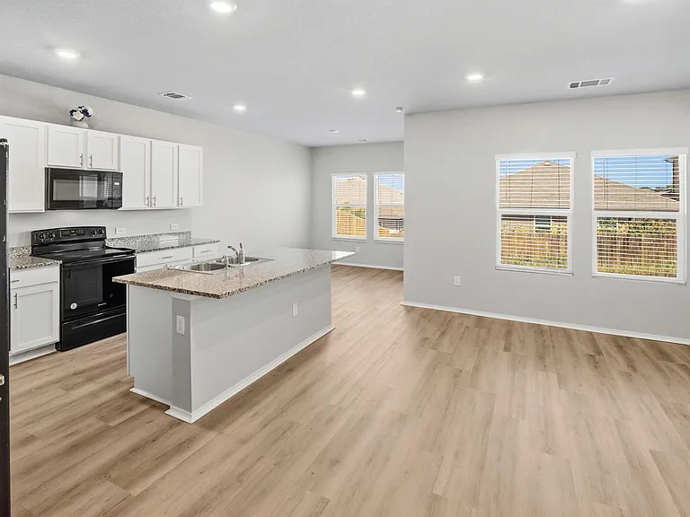 5912 Berriweather Dr — Photo 2