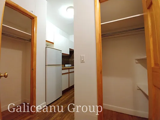 Rented by Lexington Real Estate Group | media 31