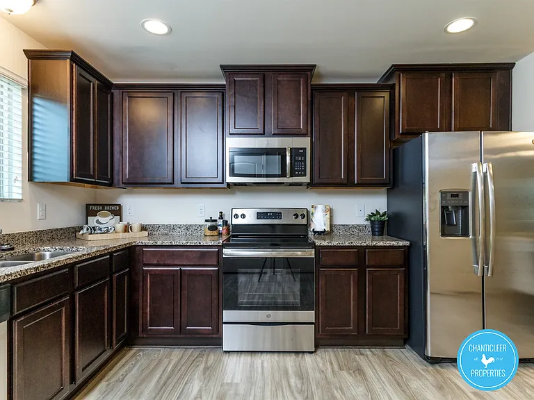 526 Hobkirks Pl #1 — Photo 4