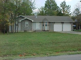 3705 S New York Ave, Sedalia, MO 65301