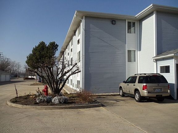 2nd image of 3170 W Monroe St APT 312