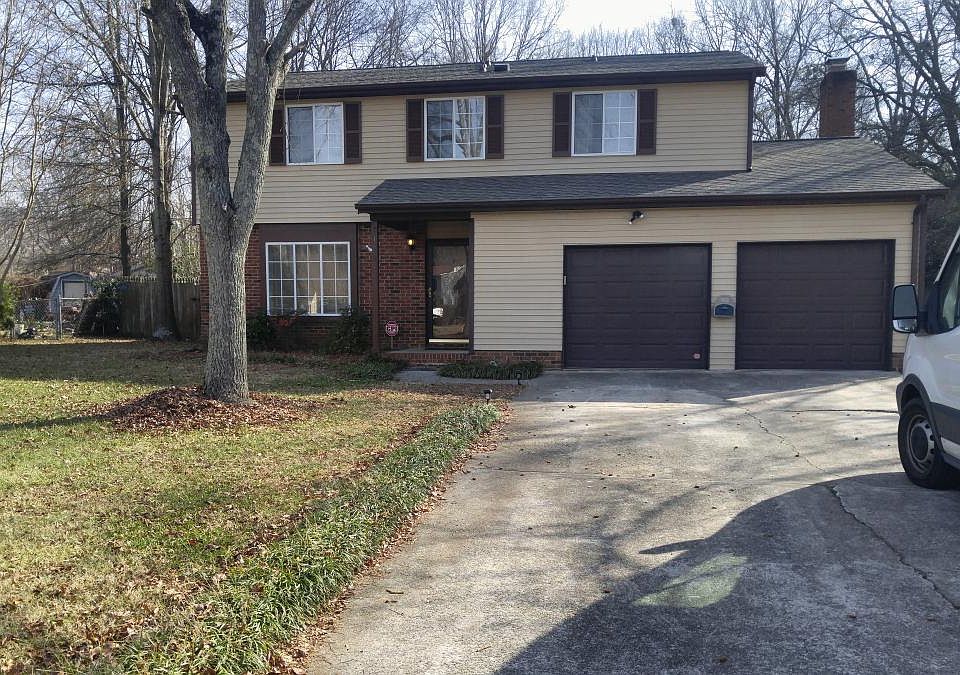 11840 Musket Ln.28273