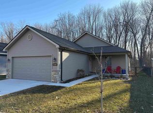 9309 Oakdale St, Clay, MI