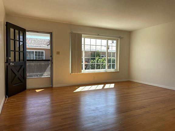 2nd image of 2368 Patricia Dr #2368