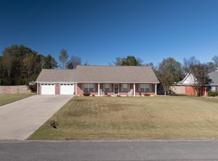 168 Bridgewood Dr, Killen, AL 35645