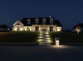 218 Bristol Ct, Heath, TX 75032