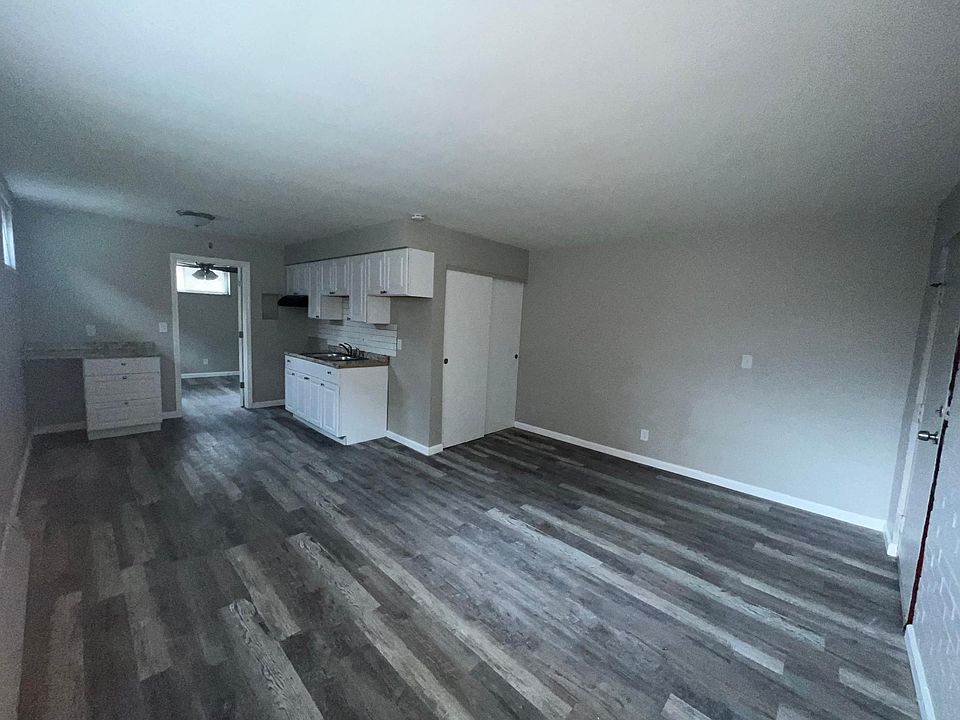 1st image of 2212 Jefferson Ave APT 1