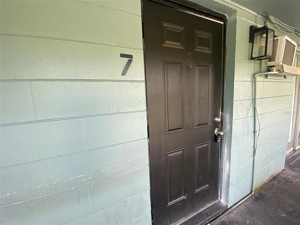 2 bed, 1.0 bath, 543 sqft, $850 — Photo 2
