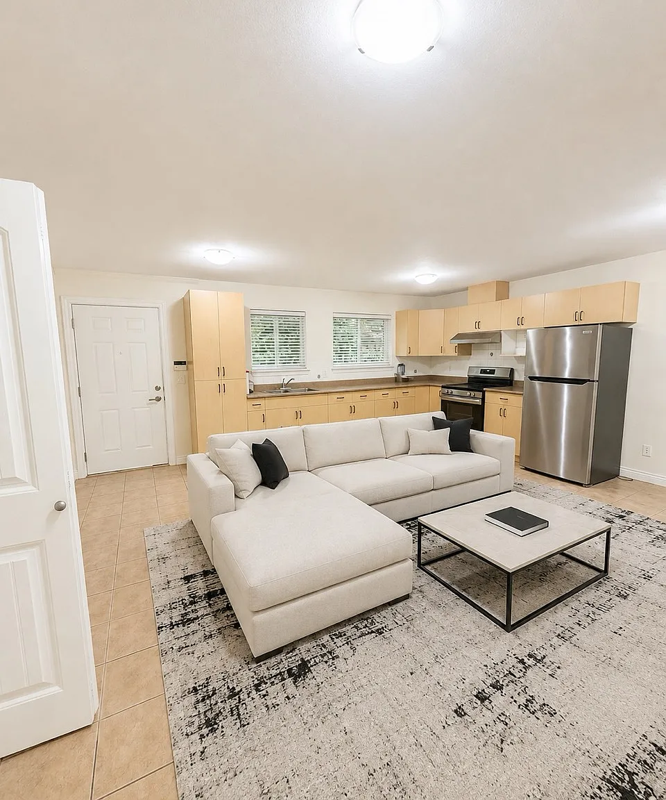 2 bed, 700 sqft, $1,800 — Photo 1