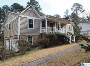 6853 Oak Leaf Ln, Pinson, AL 35126