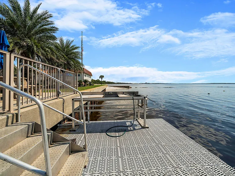 2100 W Beach Dr #A101 — Photo 35