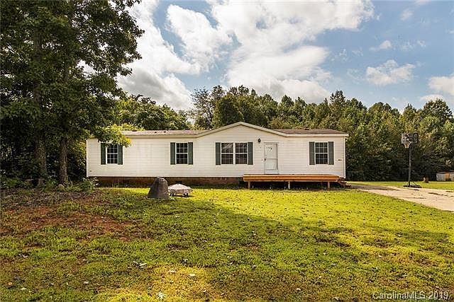 1st image of 113 Robins Hill Ln