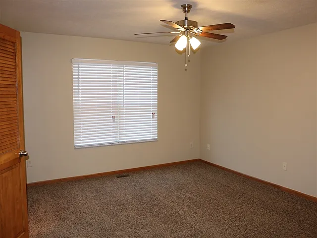 1197 Mastell Dr — Photo 6