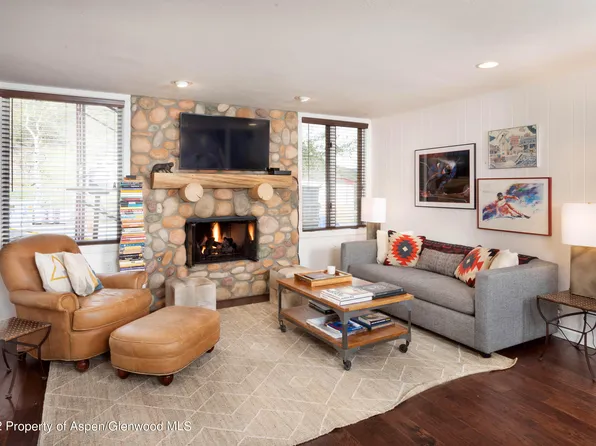 135 Carriage Way #32, Snowmass Village, CO 81615