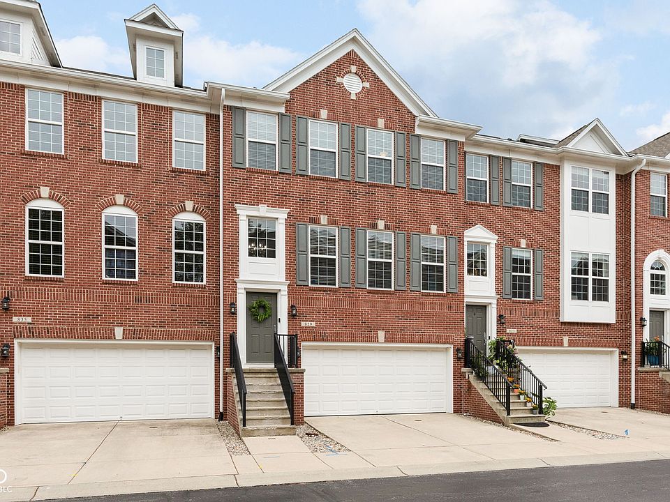 1st image of 829 Ivy Ln