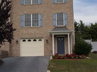 581 Pointe Dr, Harrisonburg, VA 22801