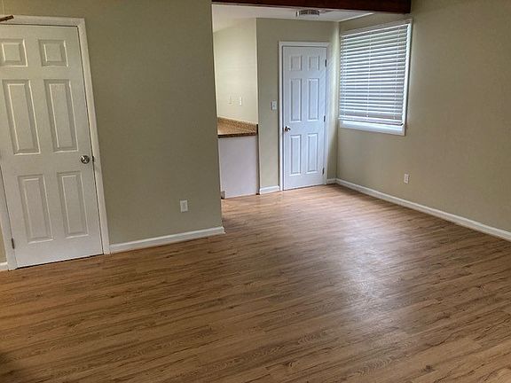 3rd image of 2521 Ponderosa Dr