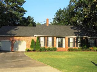 1003 Forest Pl SW, Decatur, AL 35603