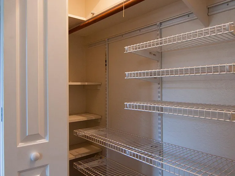 shelving in 2nd bedroom closet