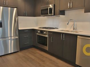 1708 Ontario St #504, Vancouver, BC V5T0J7
