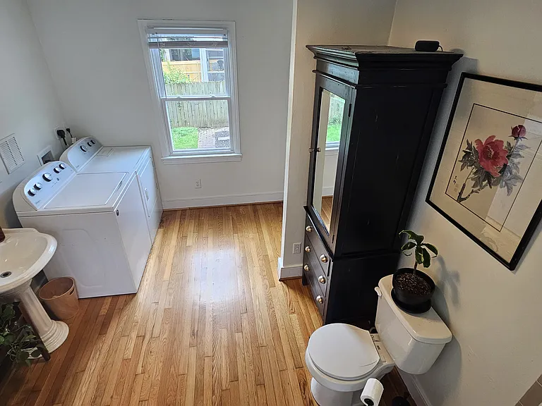 809 W 47th St — Photo 17