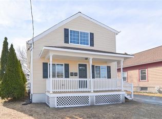 25 Ordway St, Pawtucket, RI 02860