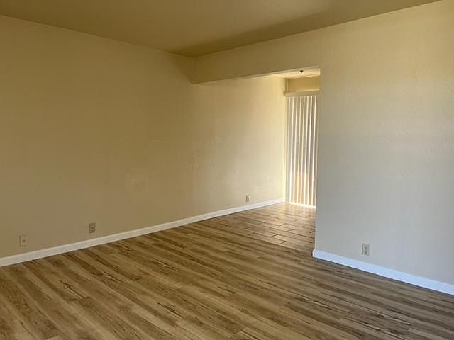 Living room dining room