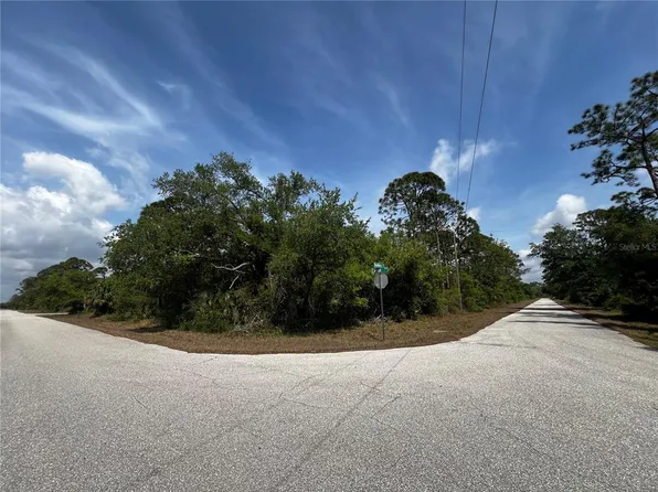 17200 Carson Ave #15, Pt Charlotte, FL 33948