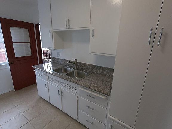 2nd image of 1518 Laurel Canyon Blvd APT 8