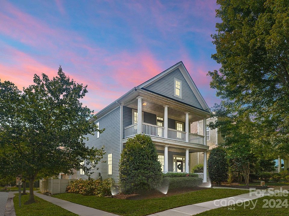 1st image of 160 Water Oak Dr