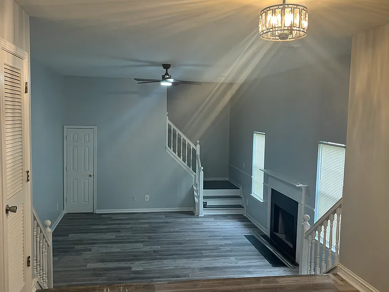 6038 Hitt Lake Ct — Photo 33