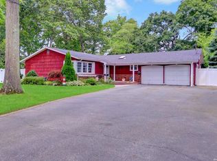 41 Cutter Pl, West Babylon, NY 11704